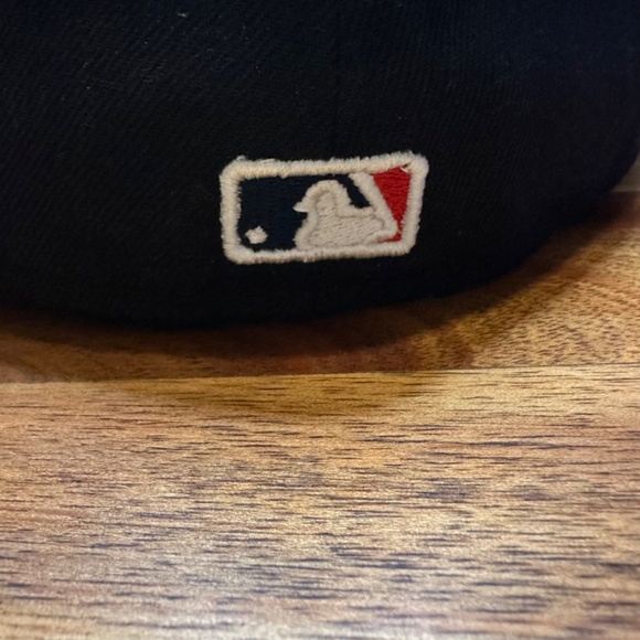 New Era MLB Red Sox Fitted Hat 7 1/2 - Picture 4 of 6